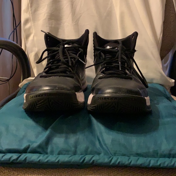 Under Armour high tops - Picture 4 of 4